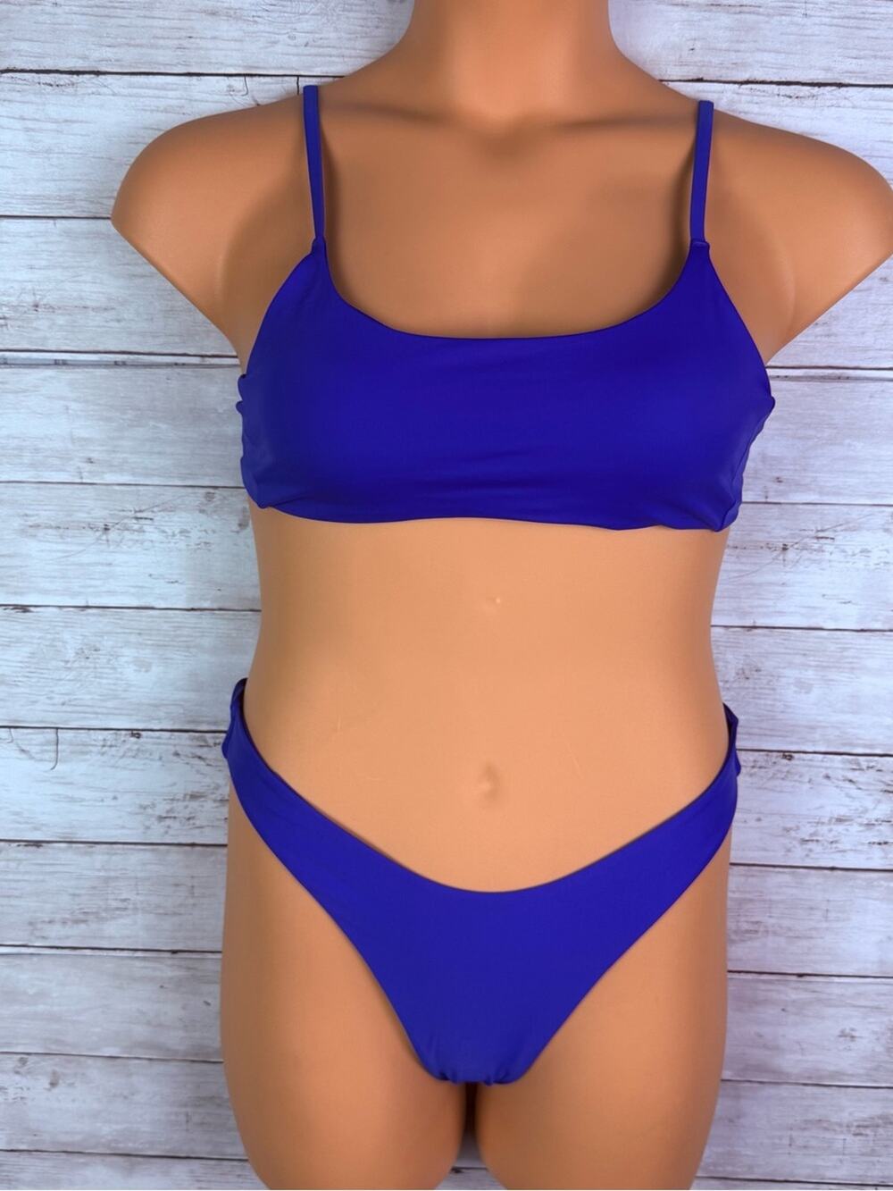 Quince Italian Scoop Neck Bikini Top and Low Rise Bottom - Royal Blue Size M
